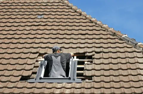 Pose de velux - Saint-Paul-en-Jarez